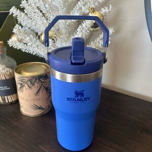 Blue Stanley 20 oz Ice Flow Tumbler
